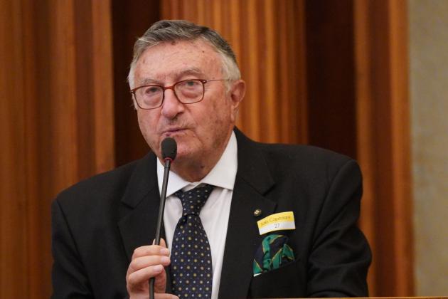 Giulio Tarro