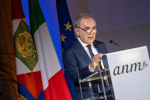 Anm contro il Governo: “Da Palazzo Chigi attacco pesantissimo: colpo al cuore della magistratura. Non vogliamo scontro, lo subiamo”