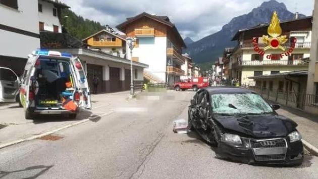 Famiglia travolta e uccisa a Santo Stefano di Cadore, l’ipotesi degli inquirenti: “Investimento volontario”