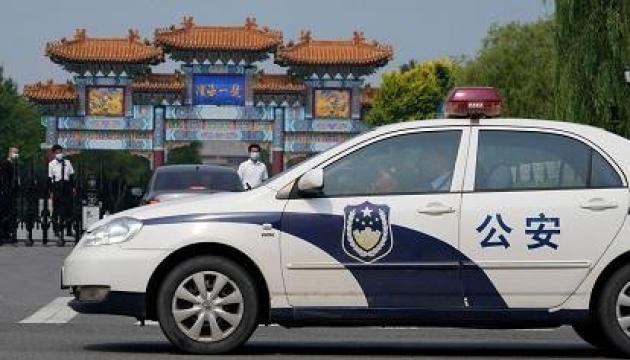 Cina attacco asilo