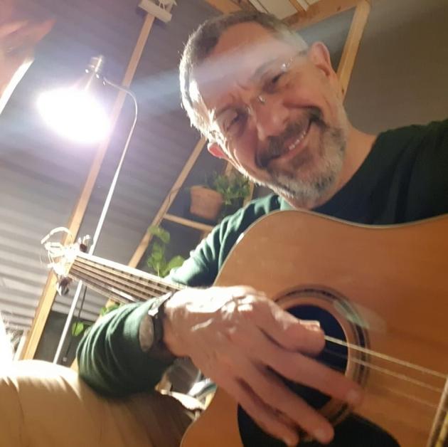 Mantova, il professore Stefano Colletti morto per malore improvviso per emorragia cerebrale: disposta autopsia