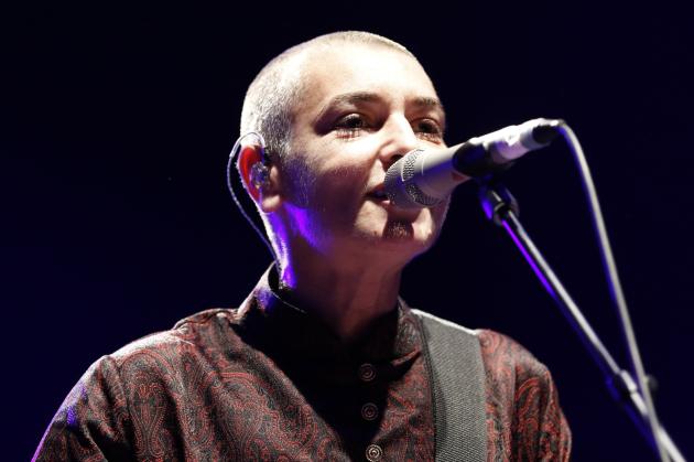 Addio Sinead O'Connor, morta a 56 anni la cantante irlandese: da anni soffriva di depressione, l'ipotesi suicidio