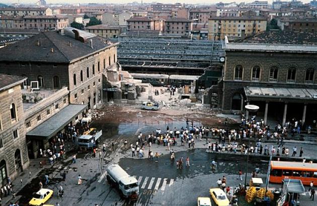 Anniversario Strage di Bologna, Mattarella: "una strage di matrice neofascista, ignobili i depistaggi"