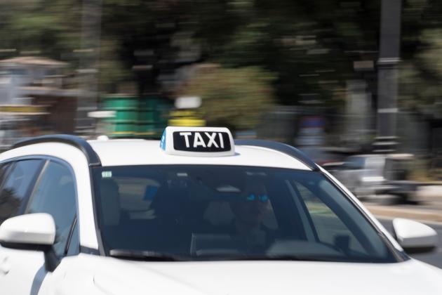 Taxi e licenze: un problema infinito