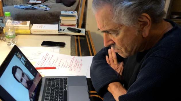 Bernard Henri-L&eacute;vy scrive all'Africa: "La Russia non vi &egrave; amica"... Sembra una barzelletta 