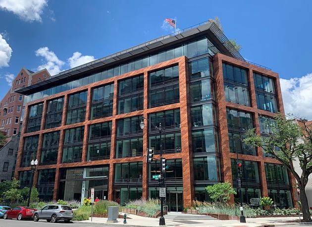 WeWork verso il fallimento; le azioni della società crollano del 42% a Wall Street 