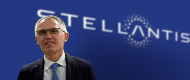 Stellantis taglia i colletti bianchi, 2000 in Italia e 6400 negli USA; la comunicazione per mail: “Costruisci il tuo futuro…”; i commenti: “Lontano da qui”