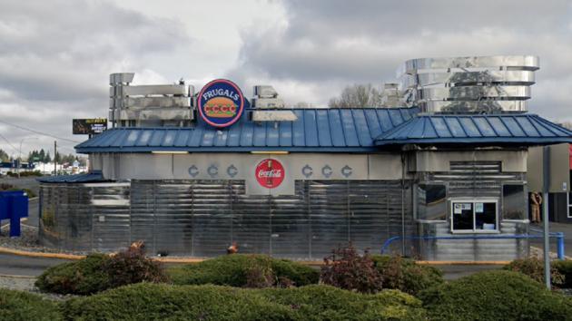 Washington, macchine per il gelato contaminate in ristorante Frugals, batterio listeria nel milkshake, 3 morti e 3 intossicati
