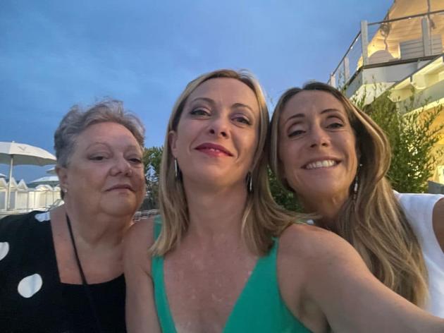 Europee, Arianna Meloni verso la candidatura: "Sono un soldato", e sul nuovo ruolo: "Non potevo stare nell'ombra"