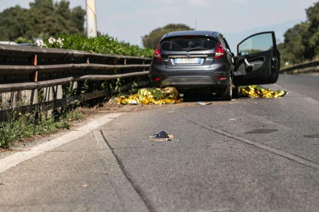 Incidente Roma, 2 turisti irlandesi uccisi sulla Cristoforo Colombo: strada più pericolosa della capitale, 7 morti nel 2023