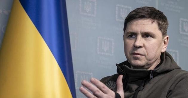 "Papa Francesco è filorusso", così Podolyak (consigliere di Zelensky) respinge il 'cessate il fuoco'