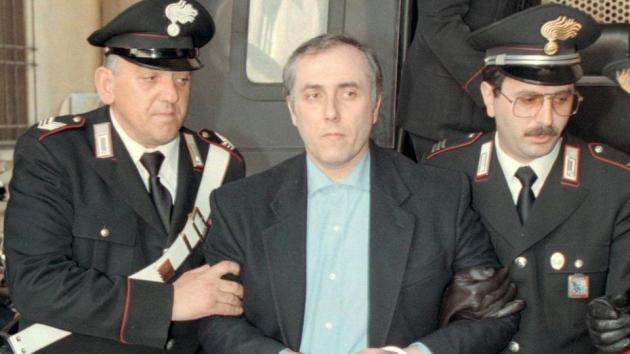 Esposto Uno bianca, parenti vittime della banda: "Roberto Savi aveva informazioni sulla strage di Ustica"