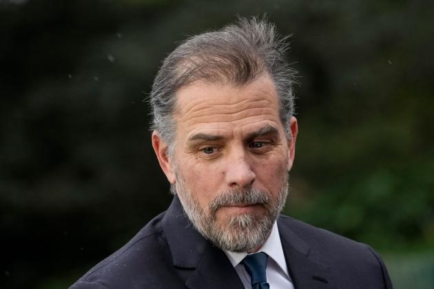 Hunter Biden incriminato, “possesso illegale di armi”, 3 i capi di imputazione. Guai senza fine per i dem