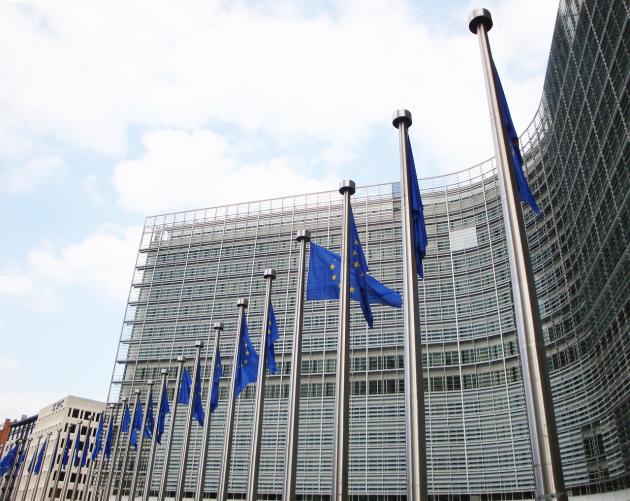 Rialzo tassi Bce, l'Ue continua col processo distruttivo, una tragedia per i cittadini