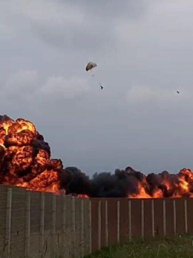 Incidente aereo Frecce Tricolori, le 3 ipotesi: "bird strike", guasto del motore od errore del pilota