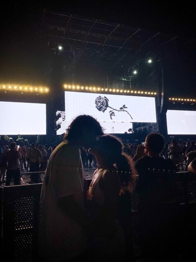 Non si placano  le polemiche per il Concerto di Liberato in piazza Plebiscito.  A chi è piaciuto…malgrado tanti intoppi
