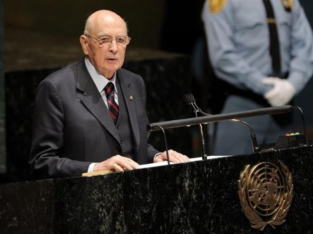 Giorgio Napolitano il camaleonte, da “soviet” convinto, ad atlantista, fino al golpe al Quirinale contro Berlusconi; dopo Scalfaro il peggior Presidente della Repubblica