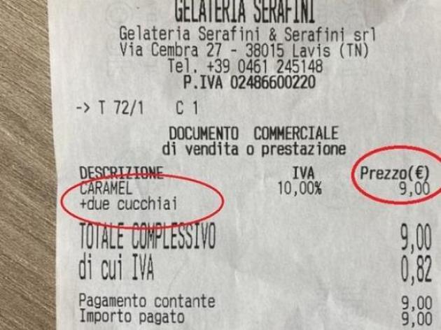 Trento, il  cucchiaino in più per il gelato e gli costa 1 euro, lo scontrino fa il giro del web