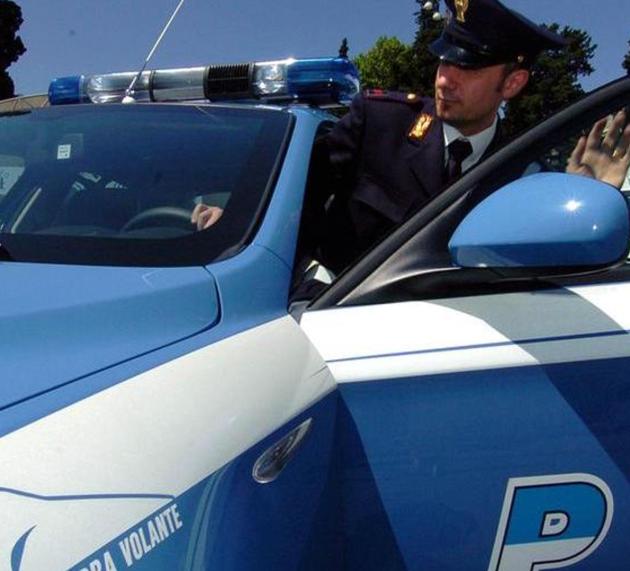 “Suo figlio ha causato un grave incidente, deve pagare”, arrestata a Genova la truffatrice di anziani