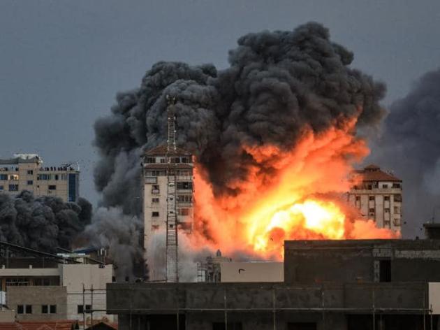 Bombardamento ospedale Gaza, comunicato stampa di Hamas: "Occupazione fascista israeliana responsabile massacro"