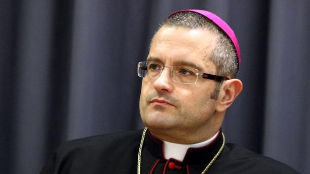 Pietro Vittorelli, morto d'infarto a 61 anni ex abate Montecassino: dai festini di sesso omosex e droga a inchiesta 8X1000