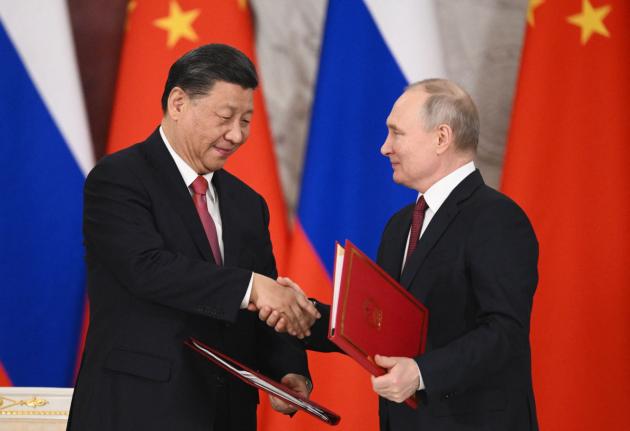 Putin-Xi Jinping, intesa rafforzata nell’incontro a Pechino, il presidente cinese: “Con la Russia fatturato commerciale di 200 mld di Usd”