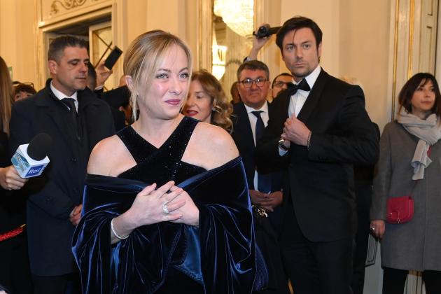 Giambruno uno di noi: sbaglia a metà ma viene beceramente attaccato, mentre Giorgia, forse esasperata, rischia il boomerang