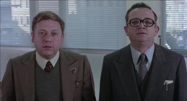 Milano, Fantozzi all’Atm point con la tessera ritrovata: “Mi attivi l’abbonamento”, “spiacenti, non si può, rifacci il bonifico”