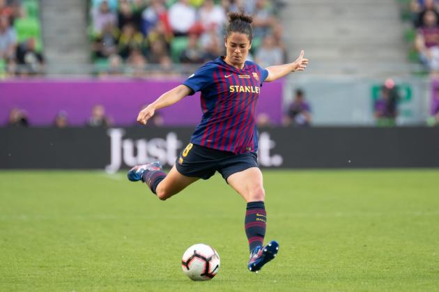Chi è Aitana Bonmatí, la vincitrice del Pallone d'oro femminile, gioca nel Barcellona