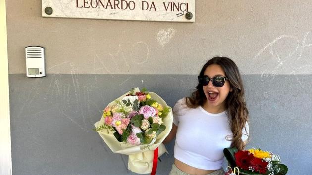 Incidente a Catania, Chiara Adorno morta a 18 anni travolta sulle strisce da uno scooter e poi un'auto attraversando con il fidanzato