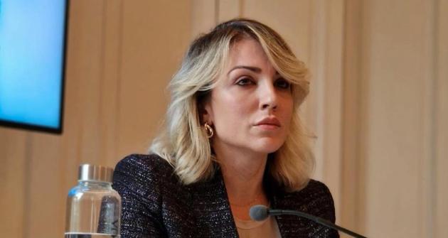 Lucia Lo Palo, sfiduciata dal consiglio regionale della Lombardia la presidente dell’Arpa (FdI) accusata di “negazionismo climatico”