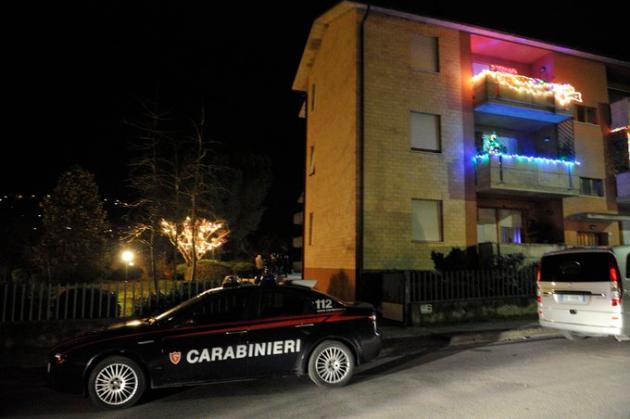 Fano, donna strangolata a mani nude dal marito Angelo Sfuggiti, 70 anni. La 66enne Rita Talamelli soffriva di problemi psichiatrici