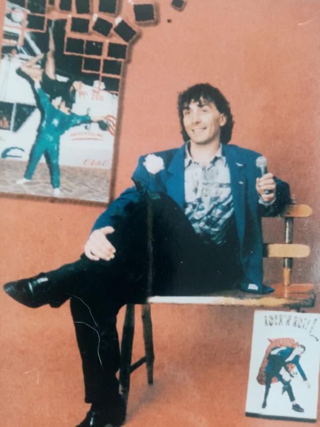Antonello Lanzi, morto per malore improvviso in casa il coreografo di Valdarno, aveva collaborato con la Vita in Diretta condotta da Cucuzza
