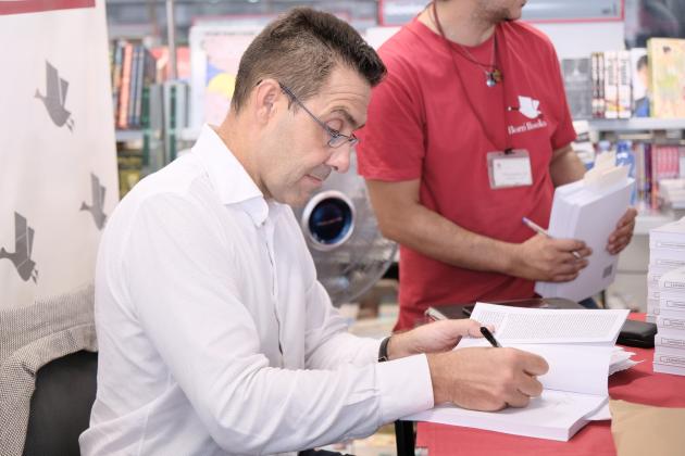 Vannacci sotto inchiesta per il suo libro, il Generale va in licenza un mese per "motivi familiari"