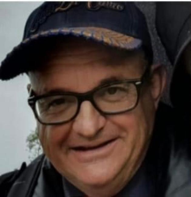 Chi è Marco Vizzardelli, l'urlatore di "Viva l'Italia antifascista" a La Scala identificato dalla DIGOS: "Sono arrivati in quattro, ma lo rifarei"