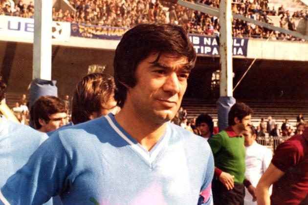 Addio ad Antonio Juliano, morto a 80 anni dopo una lunga malattia la Bandiera del Napoli, da dirigente portò Maradona