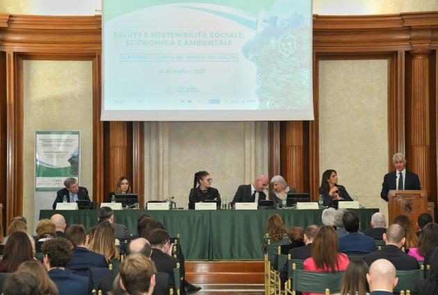 Rapporto Campus Bio-Medico – One Health. Il modello di sostenibilità e salute integrale è di interesse per l’88% degli italiani, che ne auspica l’effettiva realizzazione