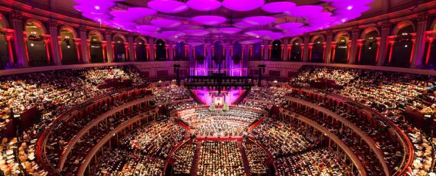 Londra, allo storico teatro Royal Albert Hall si offrono abbonamenti per 9 secoli a 3 milioni di sterline