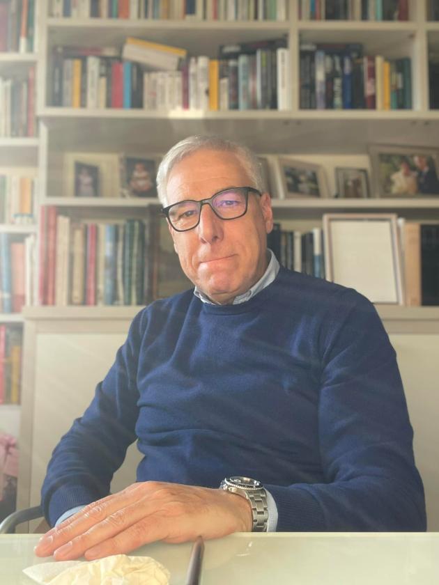 Covid, Giorgio Del Ghingaro: "Nonostante le 5 dosi di vaccino &egrave; la terza volta che lo prendo", ironia sul web: "&Egrave; la sesta quella che funziona!"