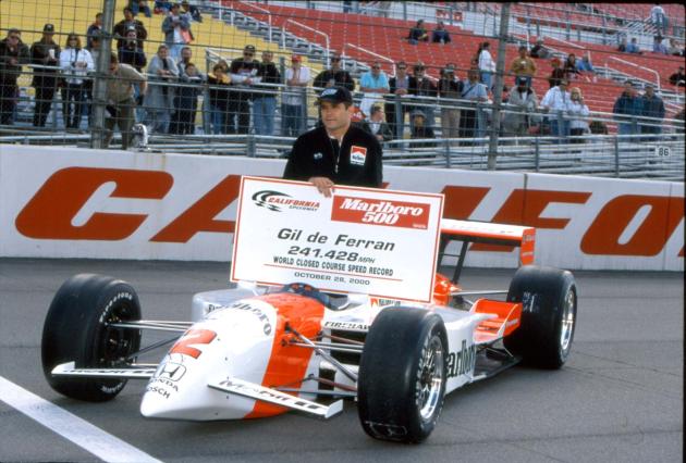 Gil de Ferran, morto l'ex pilota di Formula 1: infarto in pista per il consulente della McLaren, aveva 56 anni
