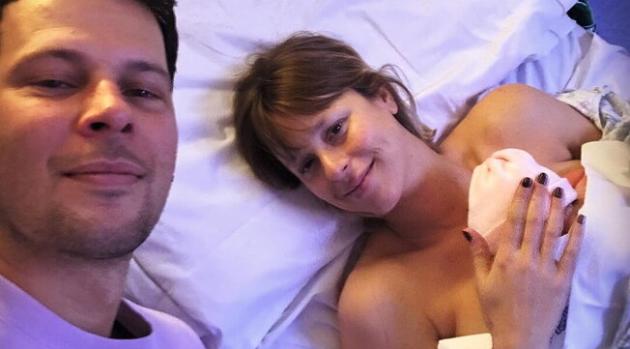 Federica Pellegrini ha partorito, la foto di Matilde, la figlia avuta con Matteo Giunta: “Finalmente sei arrivata”