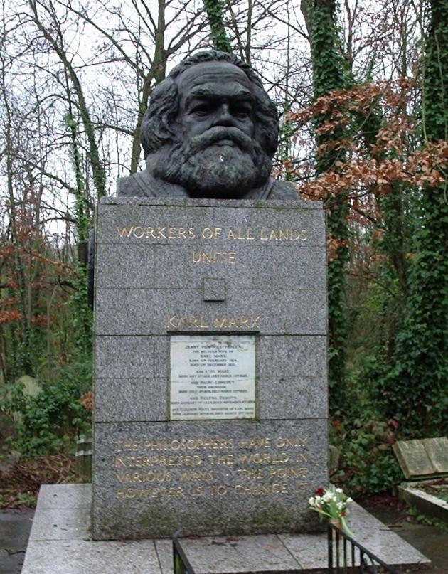Marx, al cimitero di Londra lotti in vendita accanto alla sua tomba: il capitalismo sfregia il barbuto di Treviri