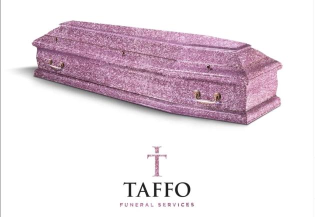 Taffo, l'agenzia funebre più famosa dei social, colpisce ancora con un meme straordinario