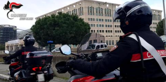 Reggio Calabria, genitore aggredisce insegnante dopo convocazione per condotta figlio 12enne: denunciato per lesioni a Pubblico Ufficiale
