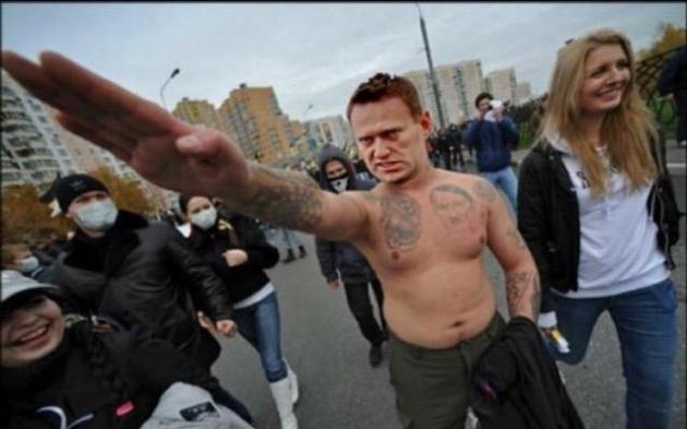 É morto Alexei Navalny, quello che disse "gli immigrati sono ratti". Nel mondo un nazista di meno, altro che vittima 