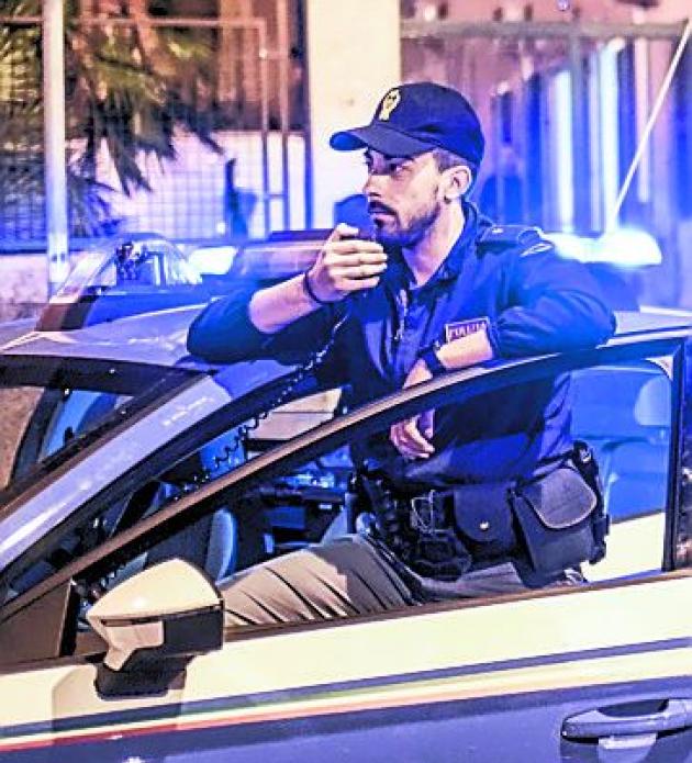 Genova, presa la banda dello schiumogeno, con lo spray mandava in tilt gli allarmi negli appartamenti