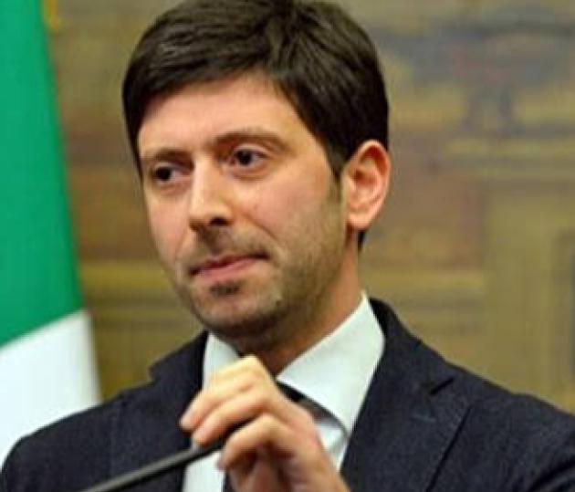 Genova, alle Poste trovato un proiettile spedito all'ex ministro Speranza, la Digos segue la pista no vax