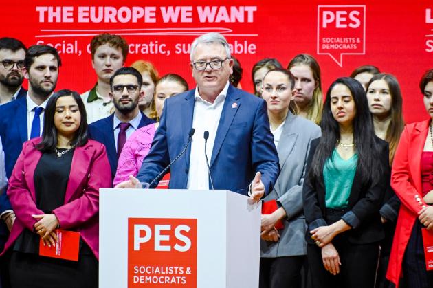Europee, il Pse candida Schmit alla Commissione Ue, sfiderà von der Leyen: "Sui manganelli sto con Mattarella"