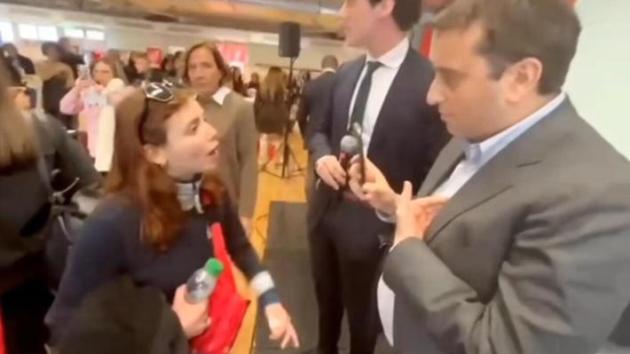David Parenzo, voce de La Zanzara e immagine onnipresente di La7, contestato all'Università La Sapienza? 