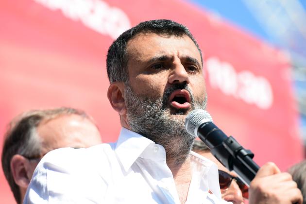 Scioglimento comune Bari, Decaro sulla foto con la sorella e la nipote del boss Capriati: "Donne estranee alle attività del clan"